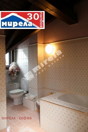 3 bedroom Lozenets, Sofia 16