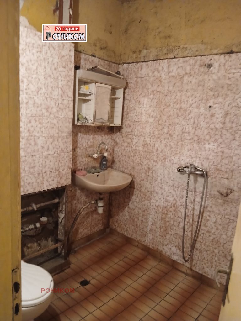 Продава 2-СТАЕН, гр. Пловдив, Кючук Париж, снимка 3 - Апартаменти - 54759924