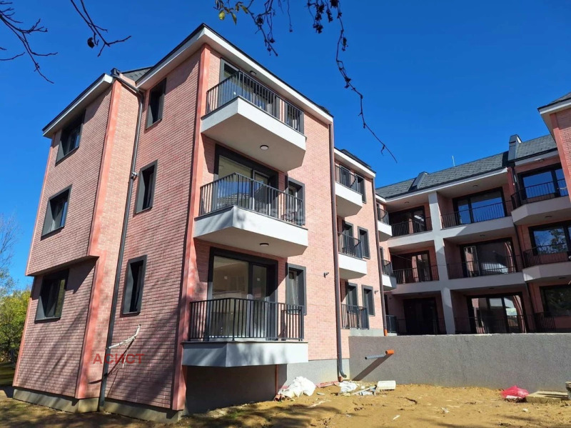 Продава  4-стаен град София , Кръстова вада , 135 кв.м | 72939433