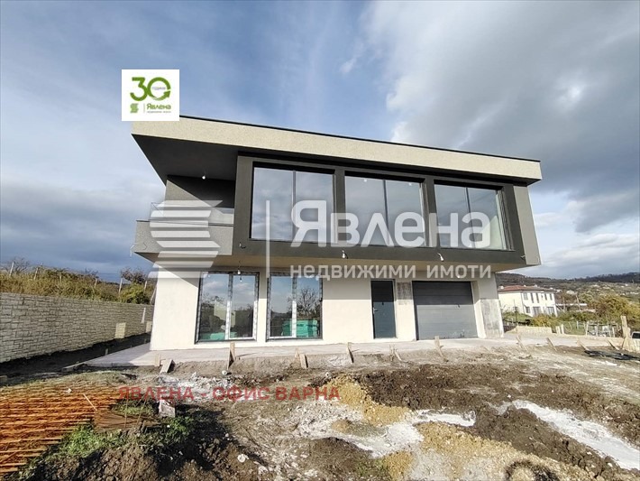 Продава КЪЩА, гр. Варна, Изгрев, снимка 2 - Къщи - 52449274