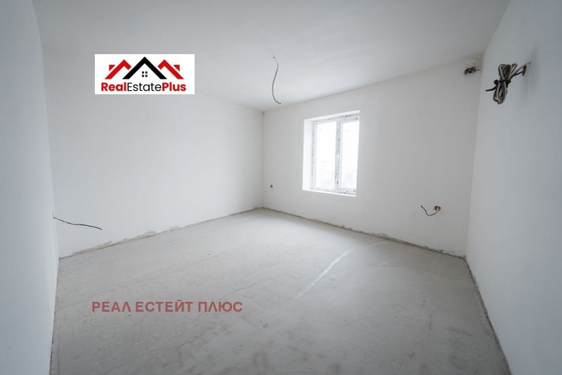 Продава КЪЩА, с. Брестовец, област Плевен, снимка 11 - Къщи - 53563012