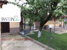 House Bdintsi, region Dobrich 3