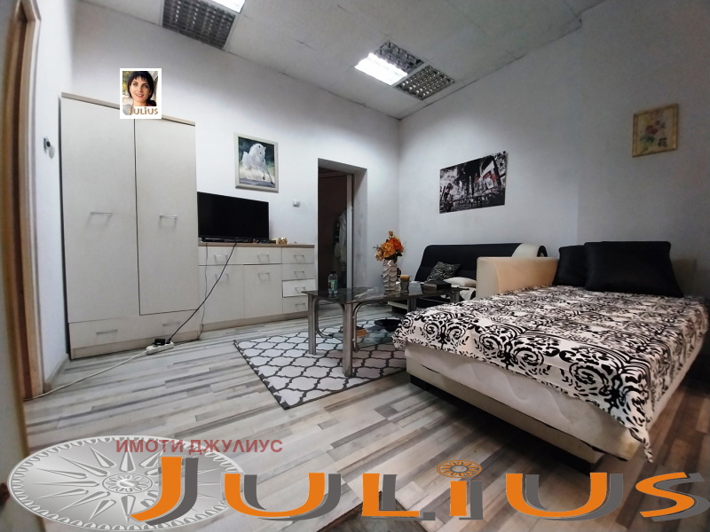 For Sale  2 bedroom Plovdiv , Tsentar , 80 sq.m | 43989616 - image [2]