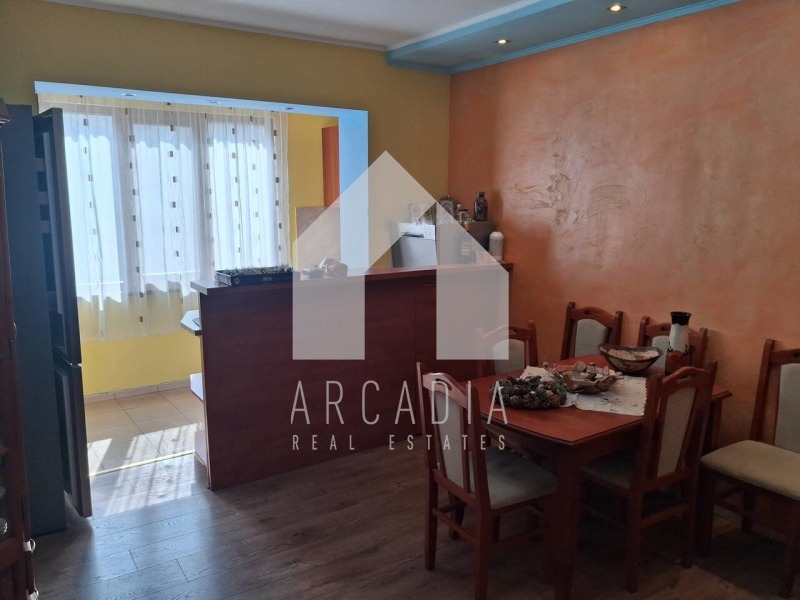 Продава 3-СТАЕН, гр. Пловдив, Гагарин