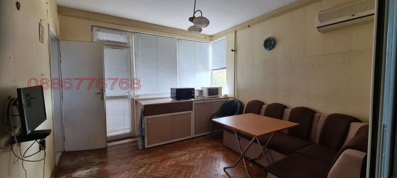 Продава 4-СТАЕН, гр. Русе, Алеи Възраждане, снимка 3 - Апартаменти - 52779338