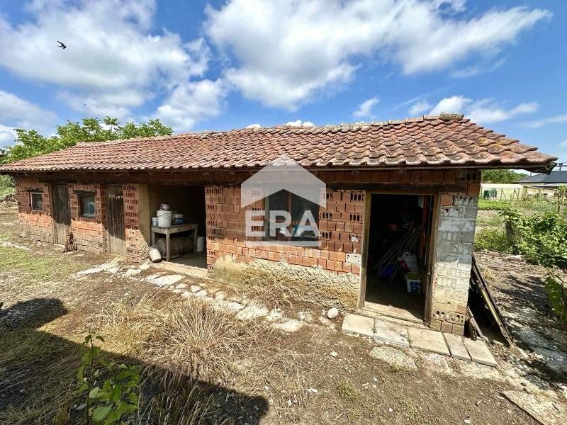 Продава КЪЩА, с. Победа, област Добрич, снимка 11 - Къщи - 54792770