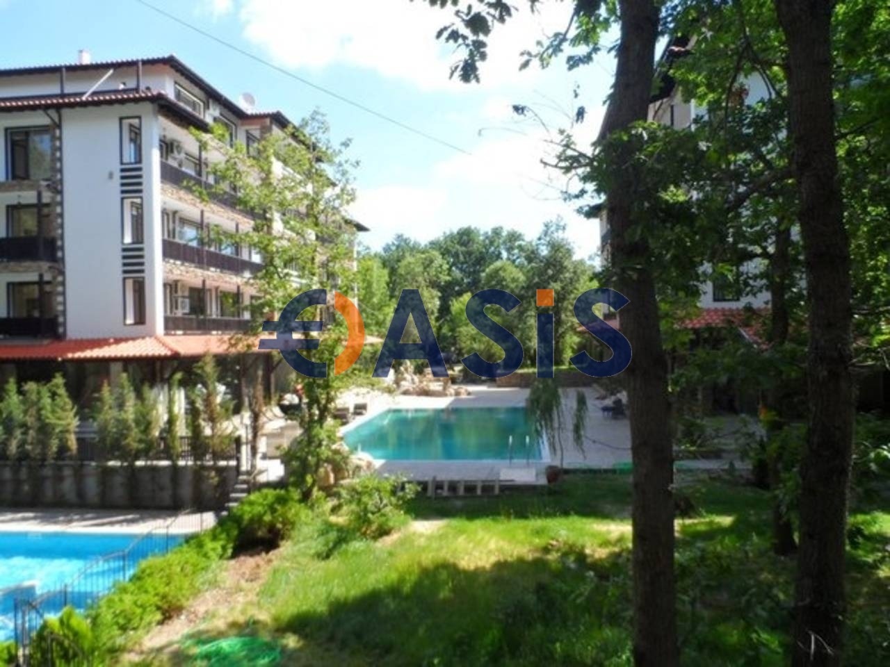 Продава 2-СТАЕН, гр. Приморско, област Бургас, снимка 2 - Апартаменти - 35045051