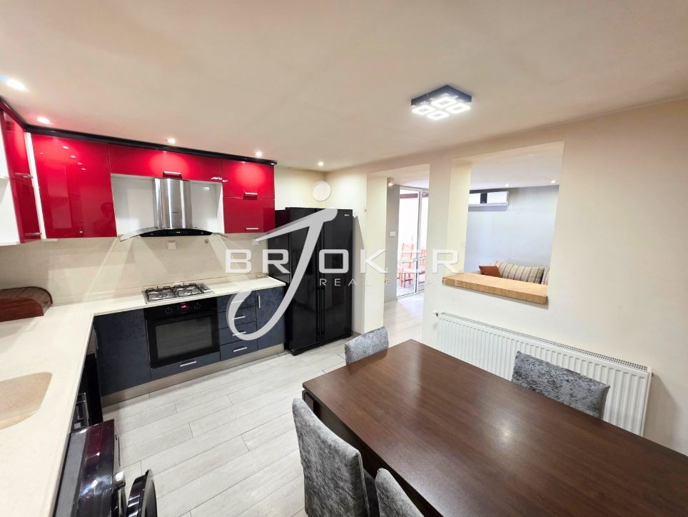 Продава КЪЩА, гр. Кърджали, Център, снимка 14 - Къщи - 53807175