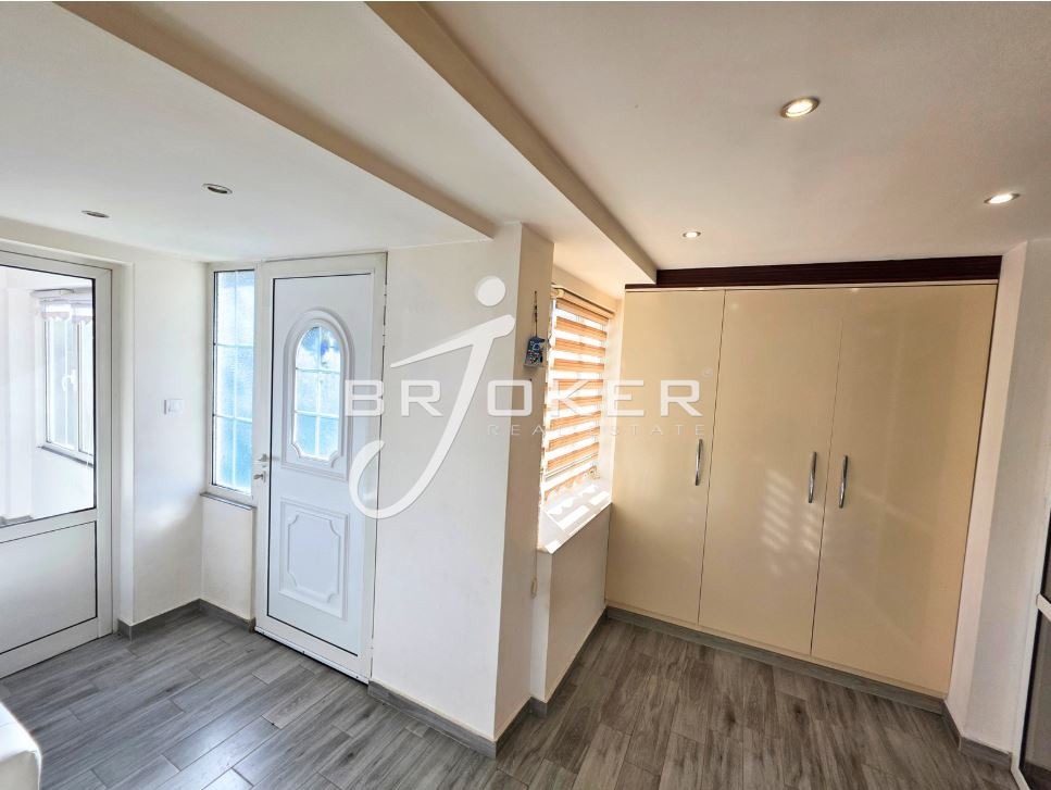 Продава КЪЩА, гр. Кърджали, Център, снимка 6 - Къщи - 53807175