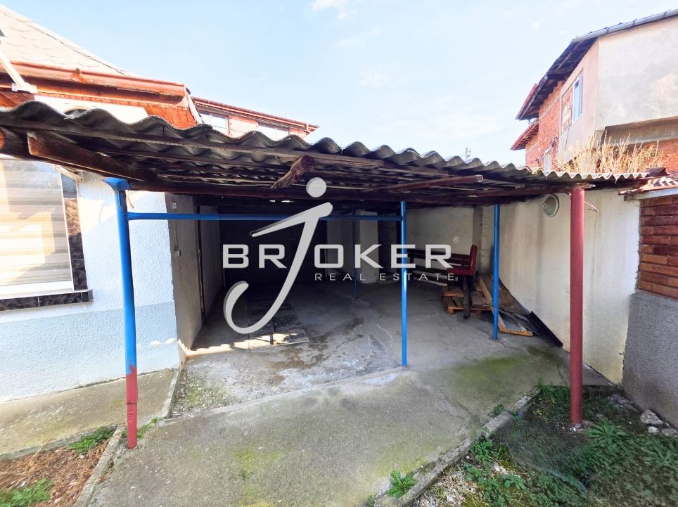 Продава КЪЩА, гр. Кърджали, Център, снимка 4 - Къщи - 53807175