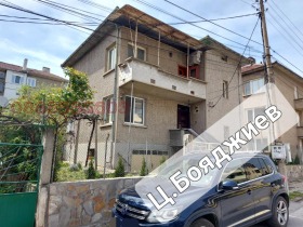 σπίτι Γορνα Οριαχοβητσα, περιοχή Βέλικο Τάρνοβο
