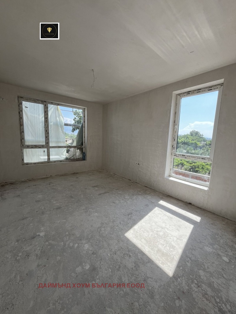 Zu verkaufen  1 Schlafzimmer Plowdiw , Ostromila , 78 qm | 56927804