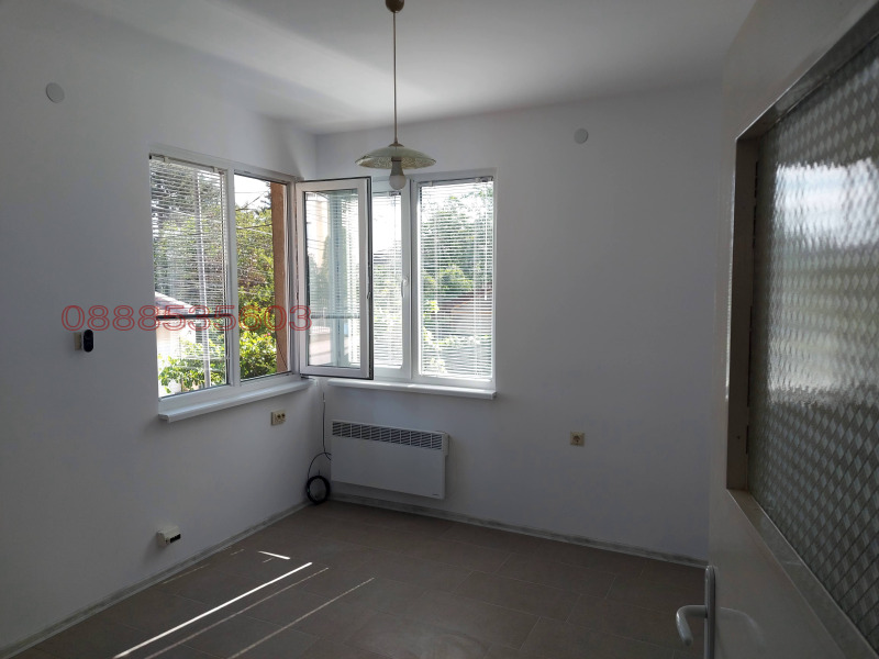 Продава  Къща област Велико Търново , гр. Горна Оряховица , 316 кв.м | 92681926 - изображение [6]