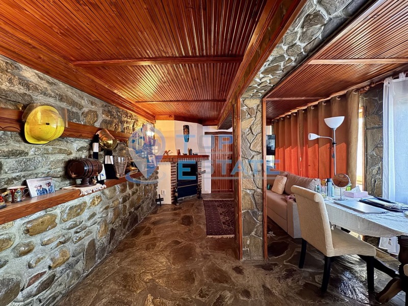 Продава КЪЩА, гр. Елена, област Велико Търново, снимка 10 - Къщи - 53494601