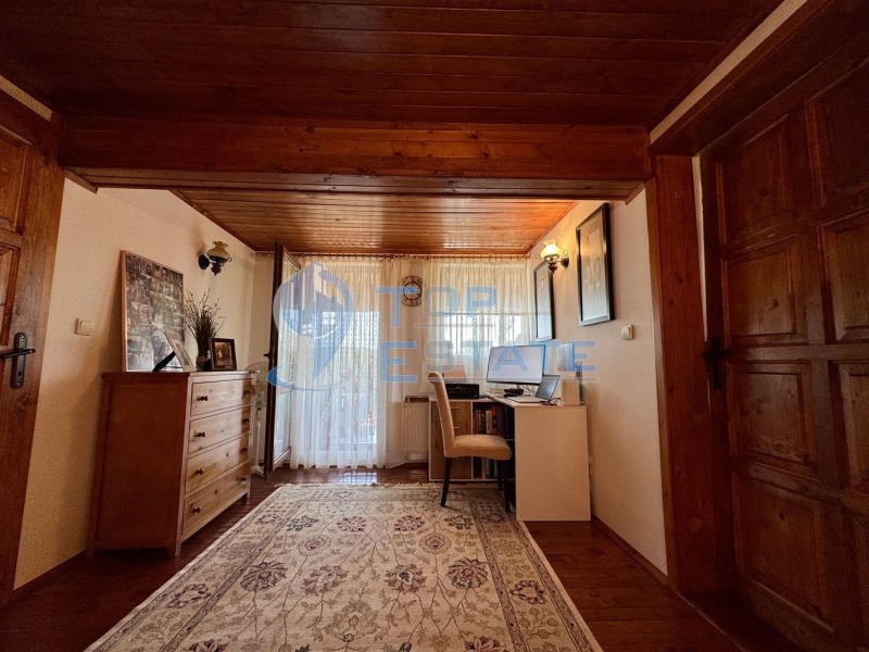 Продава КЪЩА, гр. Елена, област Велико Търново, снимка 9 - Къщи - 53494601