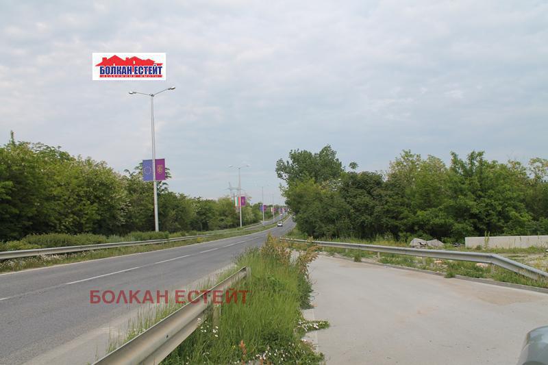 Продава  Парцел град Велико Търново , Промишлена зона - Запад , 5900 кв.м | 27107402 - изображение [3]