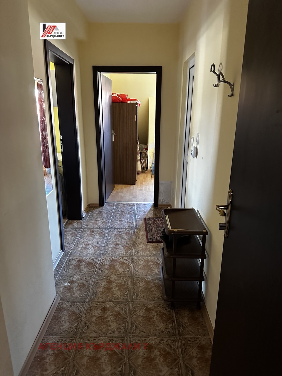 Продава 2-СТАЕН, гр. Кърджали, Център, снимка 3 - Апартаменти - 54202965