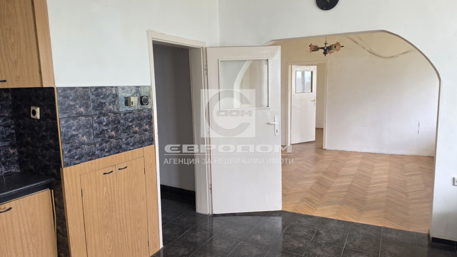 Продава 4-СТАЕН, гр. Стара Загора, Ремиза, снимка 2 - Апартаменти - 56293721