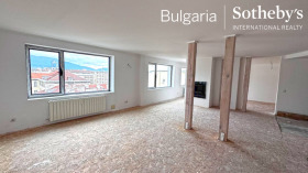 2 dormitoare Țentâr, Sofia