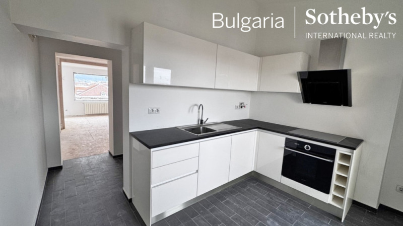 De vânzare  2 dormitoare Sofia , Țentâr , 167 mp | 18724916 - imagine [13]