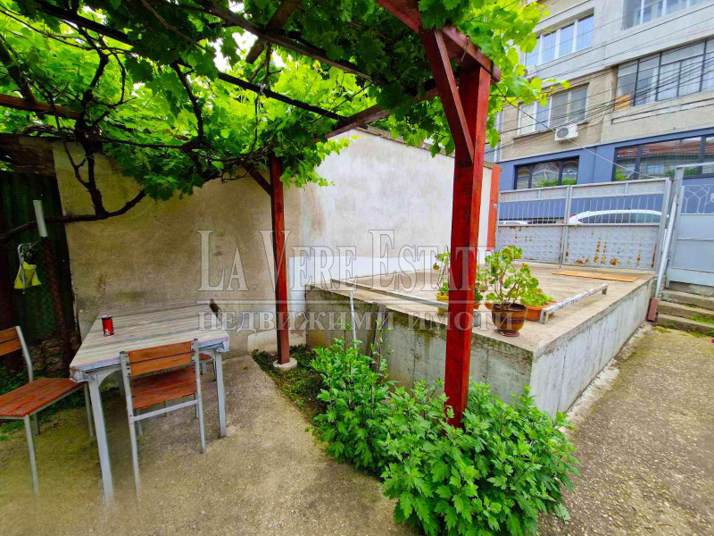 De vânzare  Casa Ruse , Țentralen iujen raion , 38 mp | 38059509 - imagine [14]