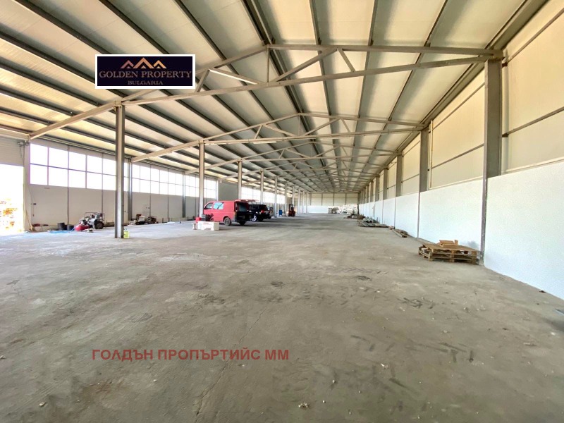 À vendre  Stockage Sofia , Novi Iskar , 5000 m² | 17516206