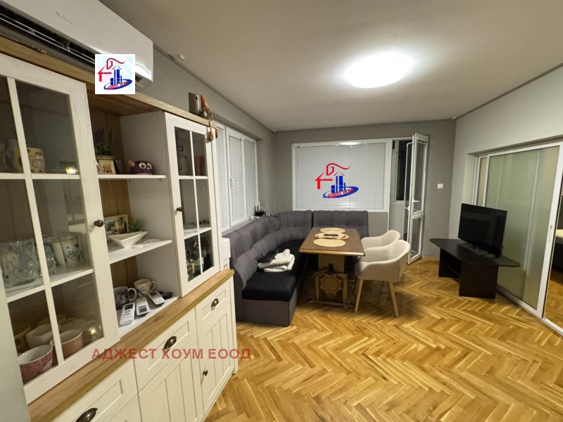 Продава ЕТАЖ ОТ КЪЩА в град Шумен, Център - 112 кв.м / 205 000 € » 400 945.15 лв., АДЖЕСТ ХОУМ ЕООД