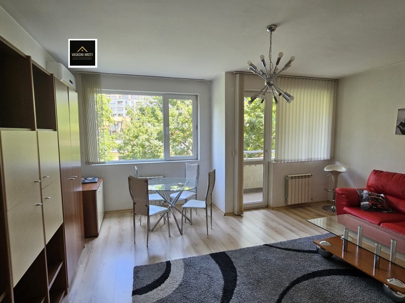 Na prodej  1 ložnice Sofia , Banišora , 78 m2 | 45974171