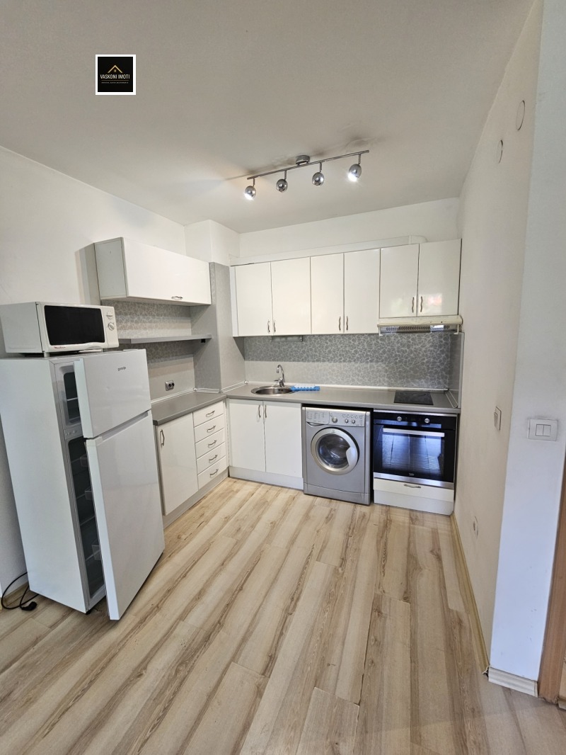 Na prodej  1 ložnice Sofia , Banišora , 78 m2 | 45974171 - obraz [3]