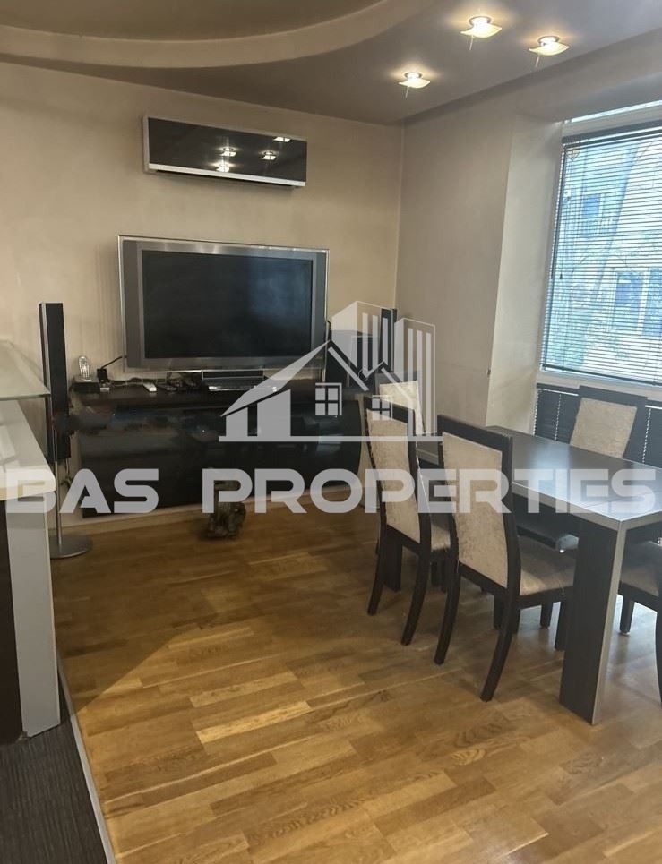 Продава  3-стаен град София , Банишора , 91 кв.м | 87881483