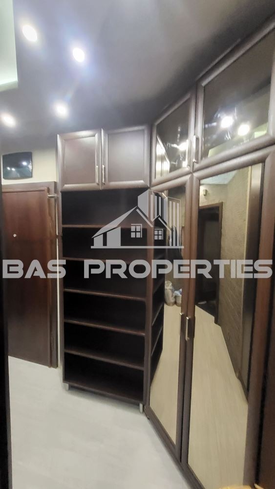 Продава  3-стаен град София , Банишора , 91 кв.м | 87881483 - изображение [13]