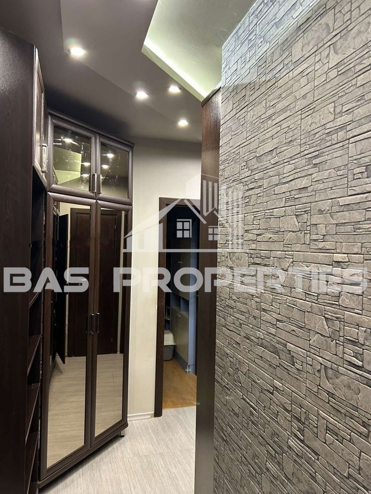 Продава  3-стаен град София , Банишора , 91 кв.м | 87881483 - изображение [12]