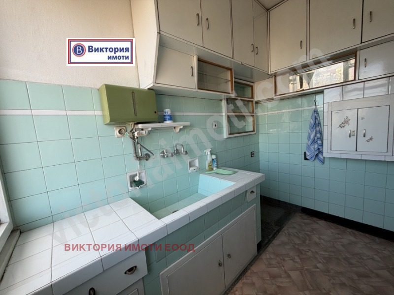 Продава 3-СТАЕН, гр. Велико Търново, Център, снимка 12 - Апартаменти - 52397722