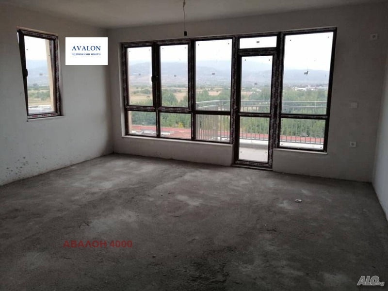 Te koop  3 slaapkamers Plovdiv , Ostromila , 150 m² | 28765616