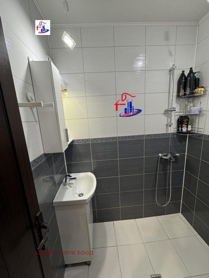 Продава ЕТАЖ ОТ КЪЩА, гр. Шумен, Център, снимка 13 - Етаж от къща - 52720455