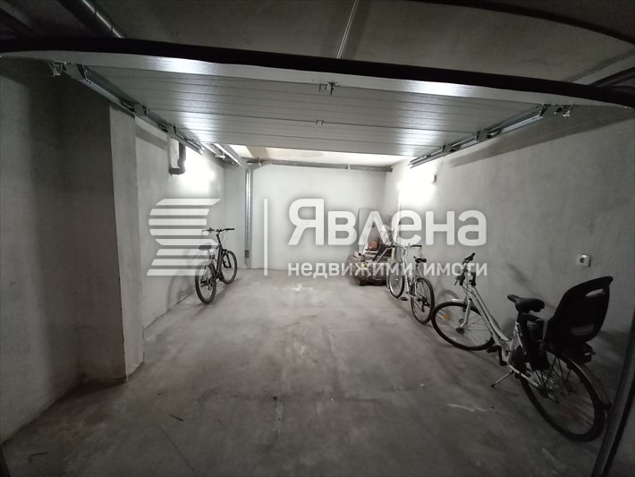 Продава ГАРАЖ, ПАРКОМЯСТО, гр. Пловдив, Тракия, снимка 4 - Гаражи и паркоместа - 55591861