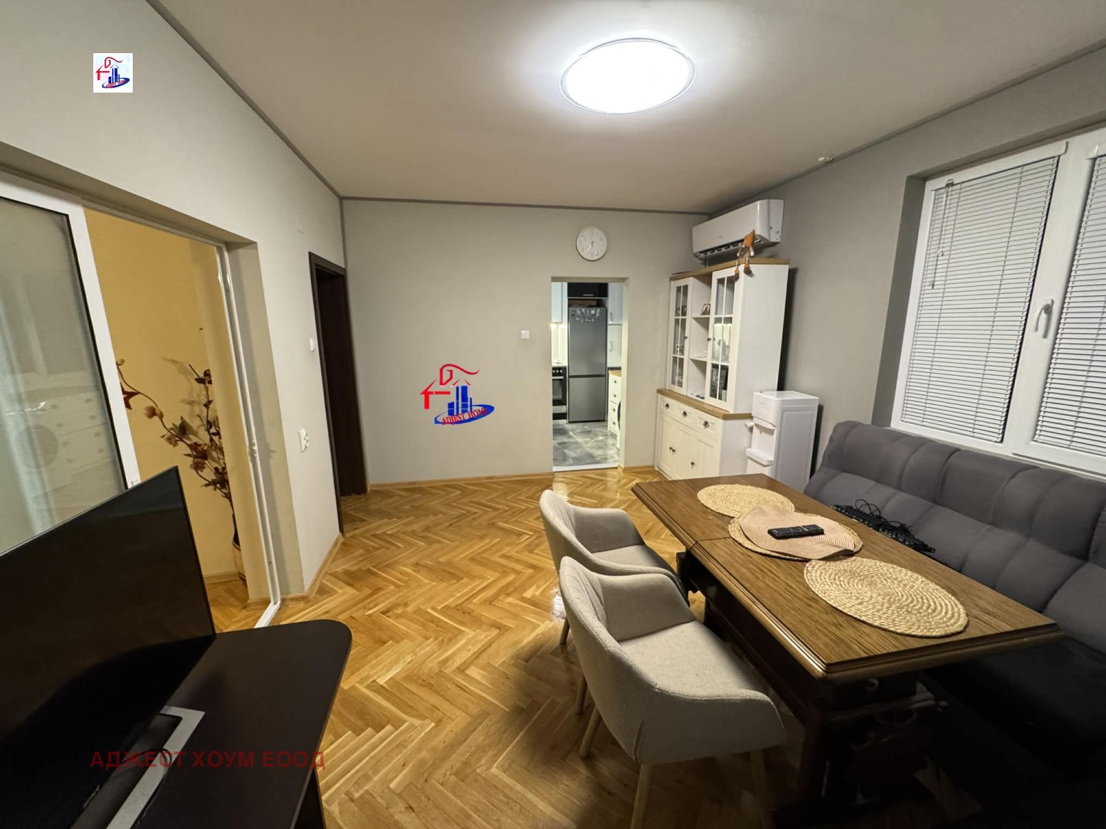 Продава ЕТАЖ ОТ КЪЩА, гр. Шумен, Център, снимка 2 - Етаж от къща - 52720455