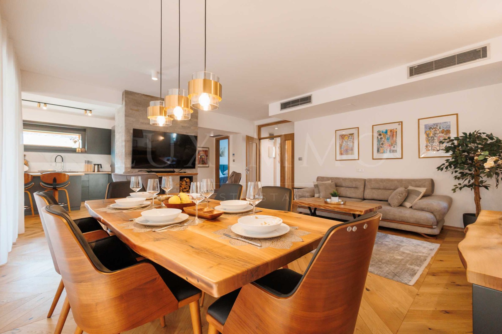 Продава КЪЩА, с. Баня, област Благоевград, снимка 2 - Къщи - 52705231