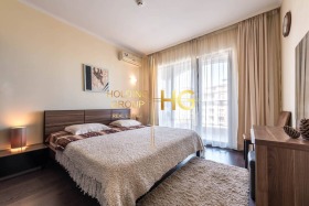 2 bedroom k.k. Zlatni pyasatsi, Varna 6