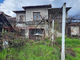 КЪЩА, 80 m2