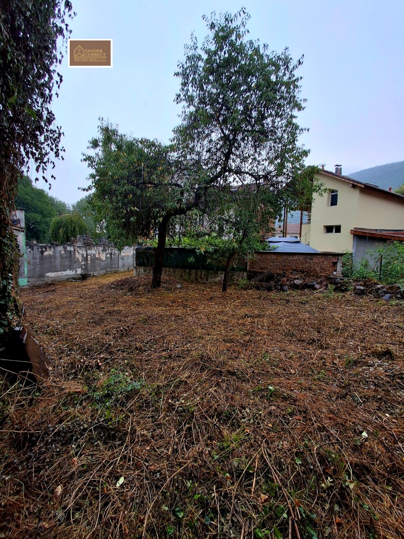 Продава ПАРЦЕЛ, град София, с. Долни Пасарел • 161800 € / 316453.29 лв. • 54309419 1