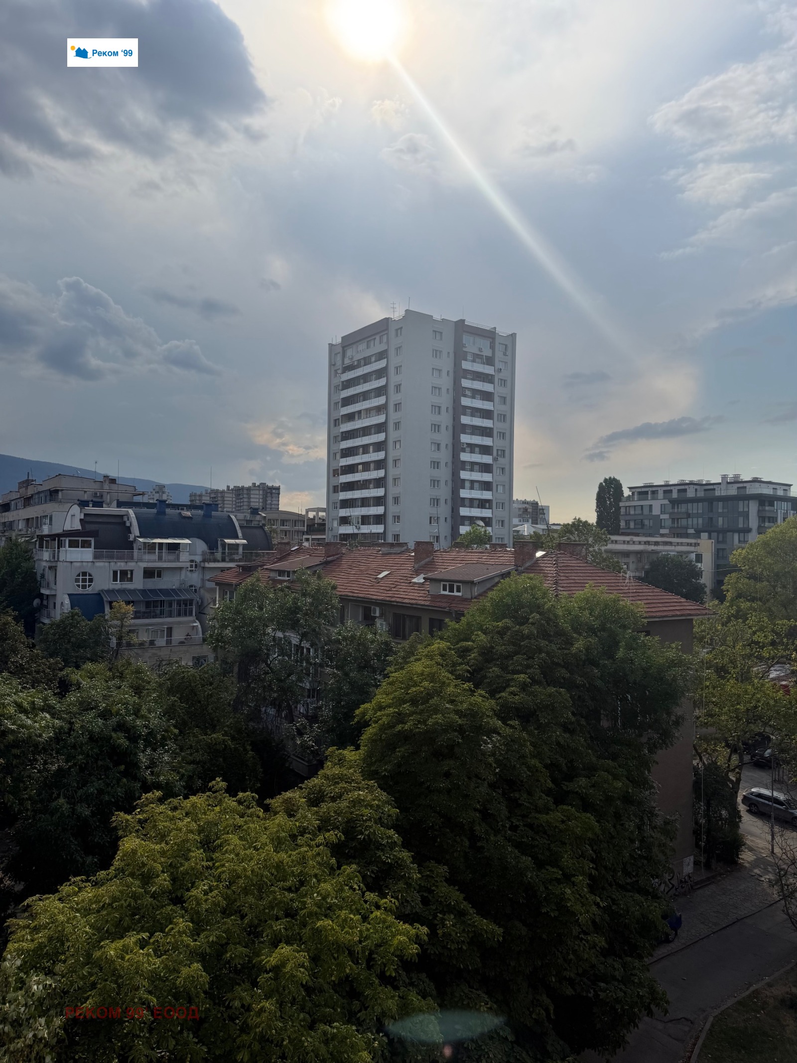 Продава 3-СТАЕН, гр. София, Изток