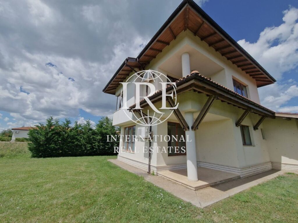 Продава КЪЩА, гр. Балчик, област Добрич, снимка 4 - Къщи - 55117291