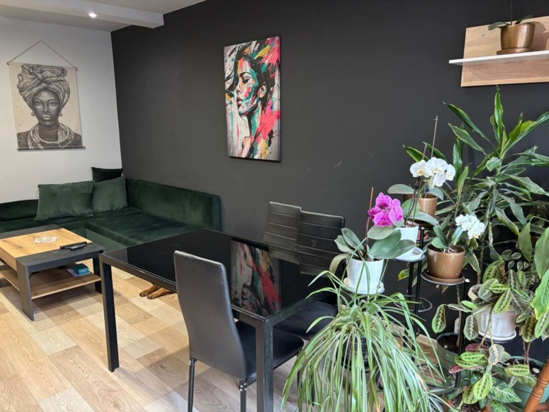 Till salu  Studio Sofia , Ljulin 1 , 48 kvm | 18124507 - bild [2]