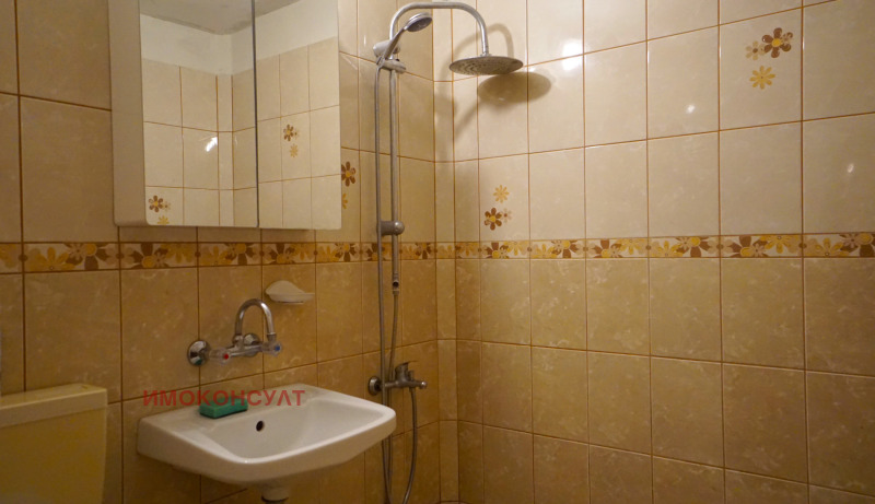 Till salu  1 sovrum Sofia , Tolstoi , 59 kvm | 50066977 - bild [2]