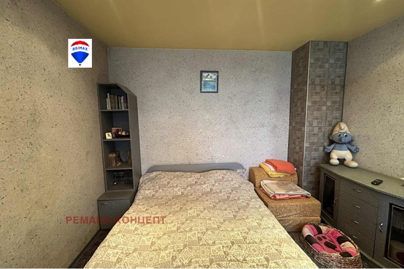 Продава  2-стаен град Шумен , Гривица , 64 кв.м | 41108955 - изображение [11]