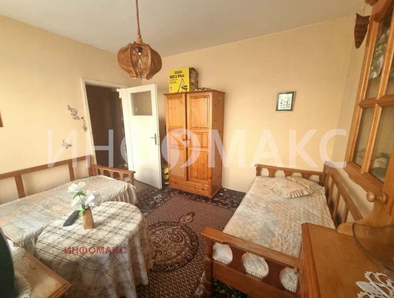 Продава 3-СТАЕН, гр. Бургас, Изгрев, снимка 3 - Aпартаменти - 48800423