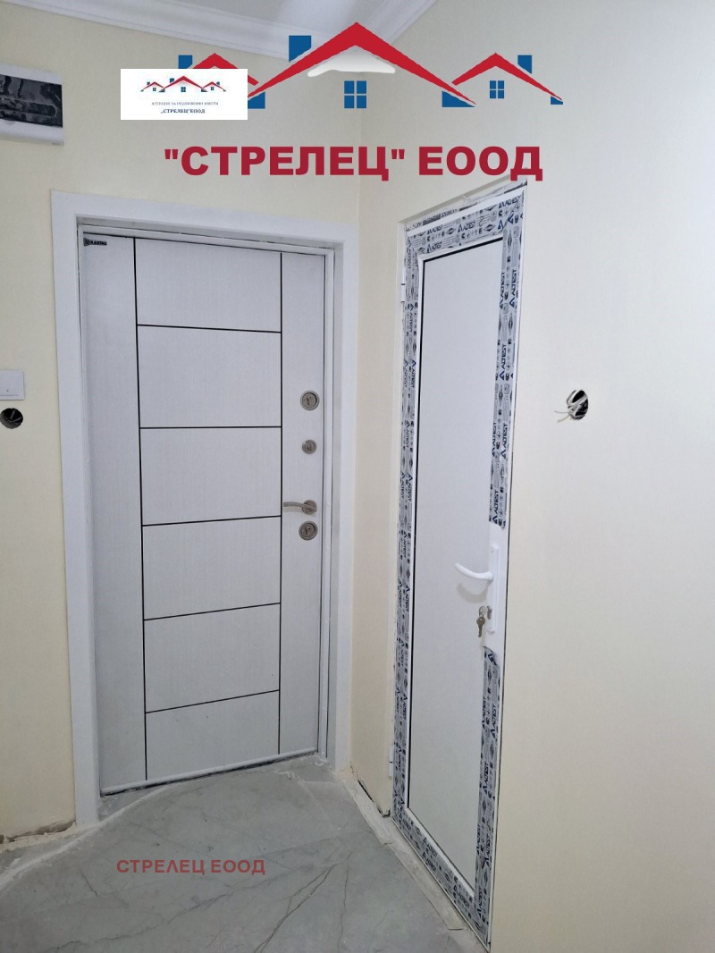 Продава  3-стаен град Добрич , Иглика , 82 кв.м | 44055636