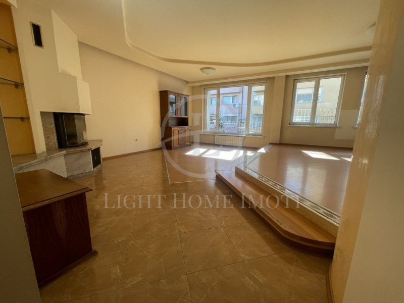 Till salu  Hus Plovdiv , Kamenica 2 , 582 kvm | 49490469