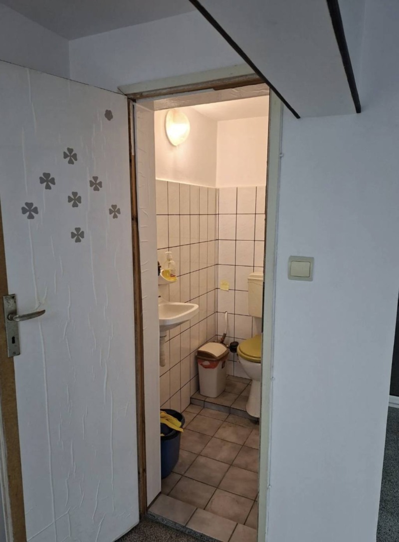 Продава  Магазин град Пловдив , Младежки Хълм , 29 кв.м | 89085646 - изображение [3]